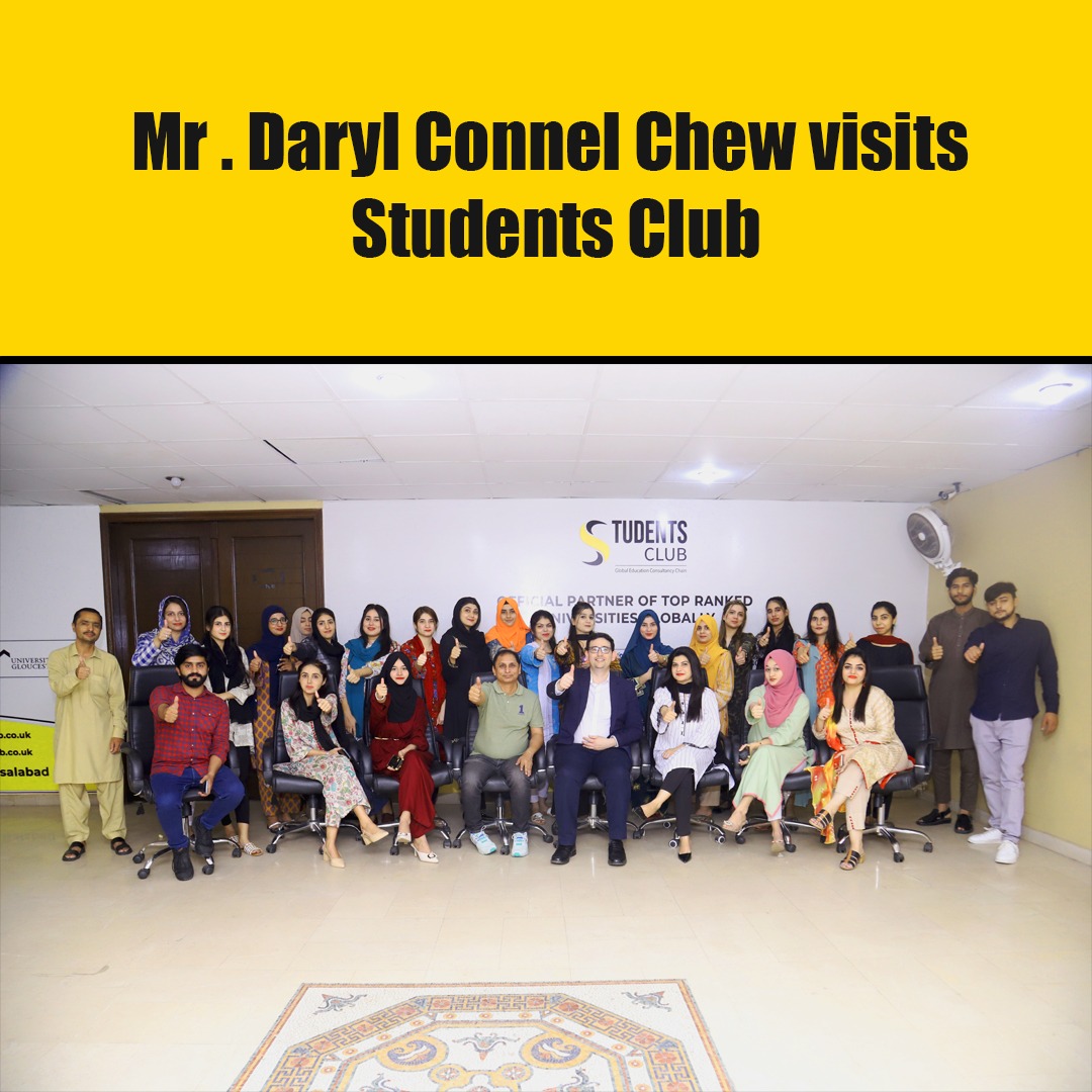 Mr. Daryl Connel Chewvisits Students Club