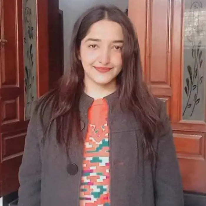 Iqra-british-certified-International-Education-career-consultant-near-you-students-club-faisalabad