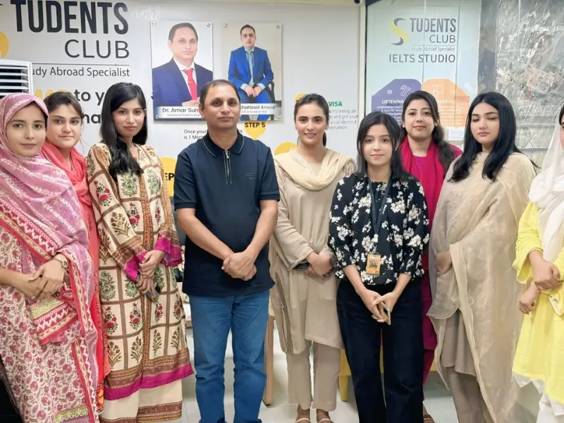 Study-Abroad-Consultants-in-Multan-Students-Club-Study-Visa-Specialist