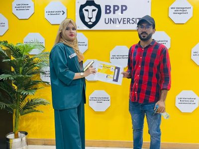 project-manager-provide-voucher-250pound-to-students.jpg